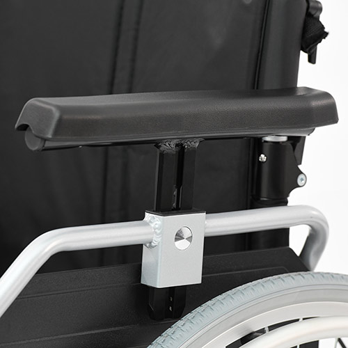 VARIOXX<sup>2</sup> Leichtgewichtrollstuhl - höhenverstellbare Armlehnen